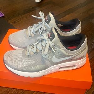 Men Nike Air Max Zero Silver Bullet 789695-002 Size 10